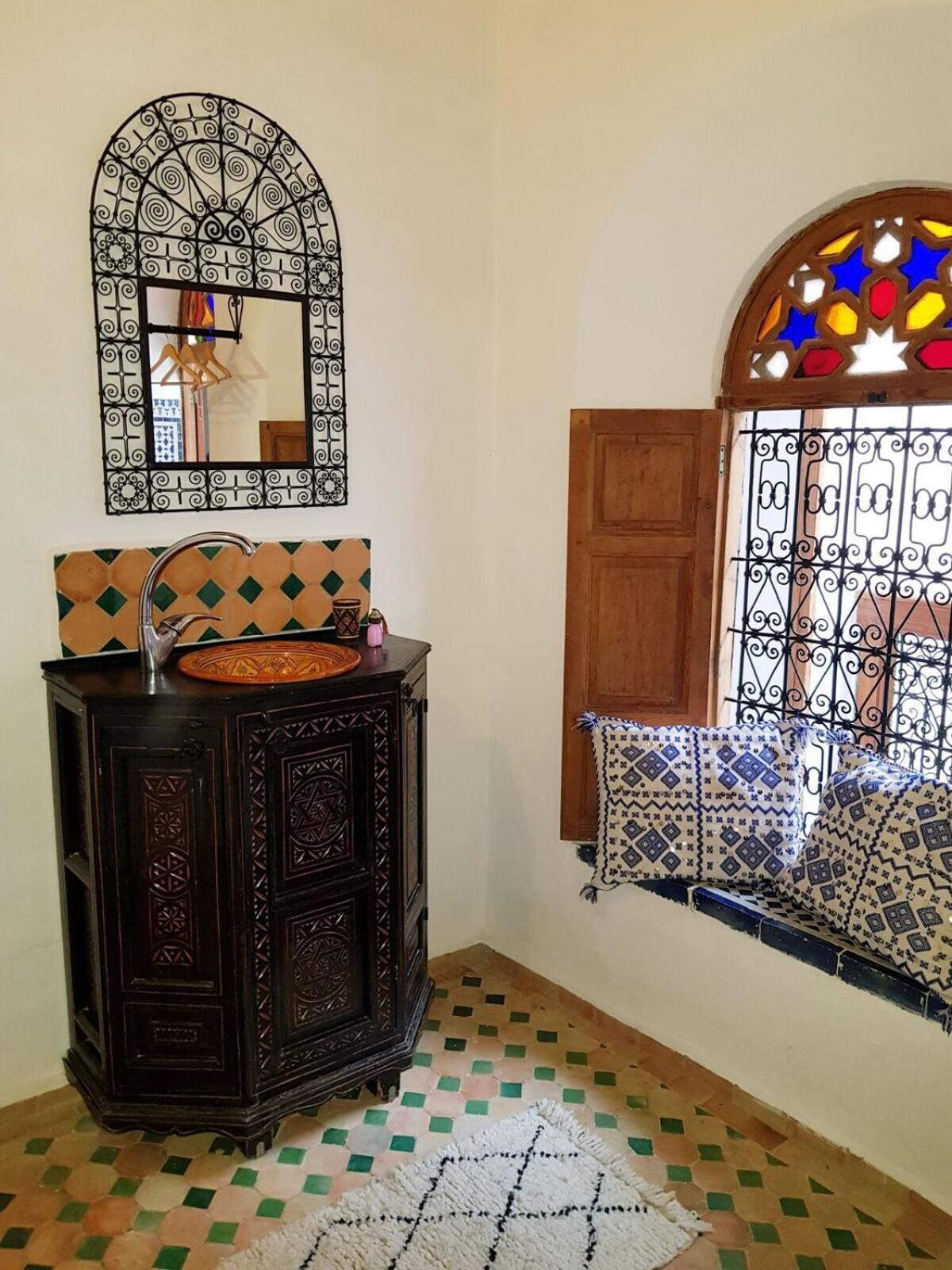 Bed and Breakfast Riad Inspira Мекнес Номер фото